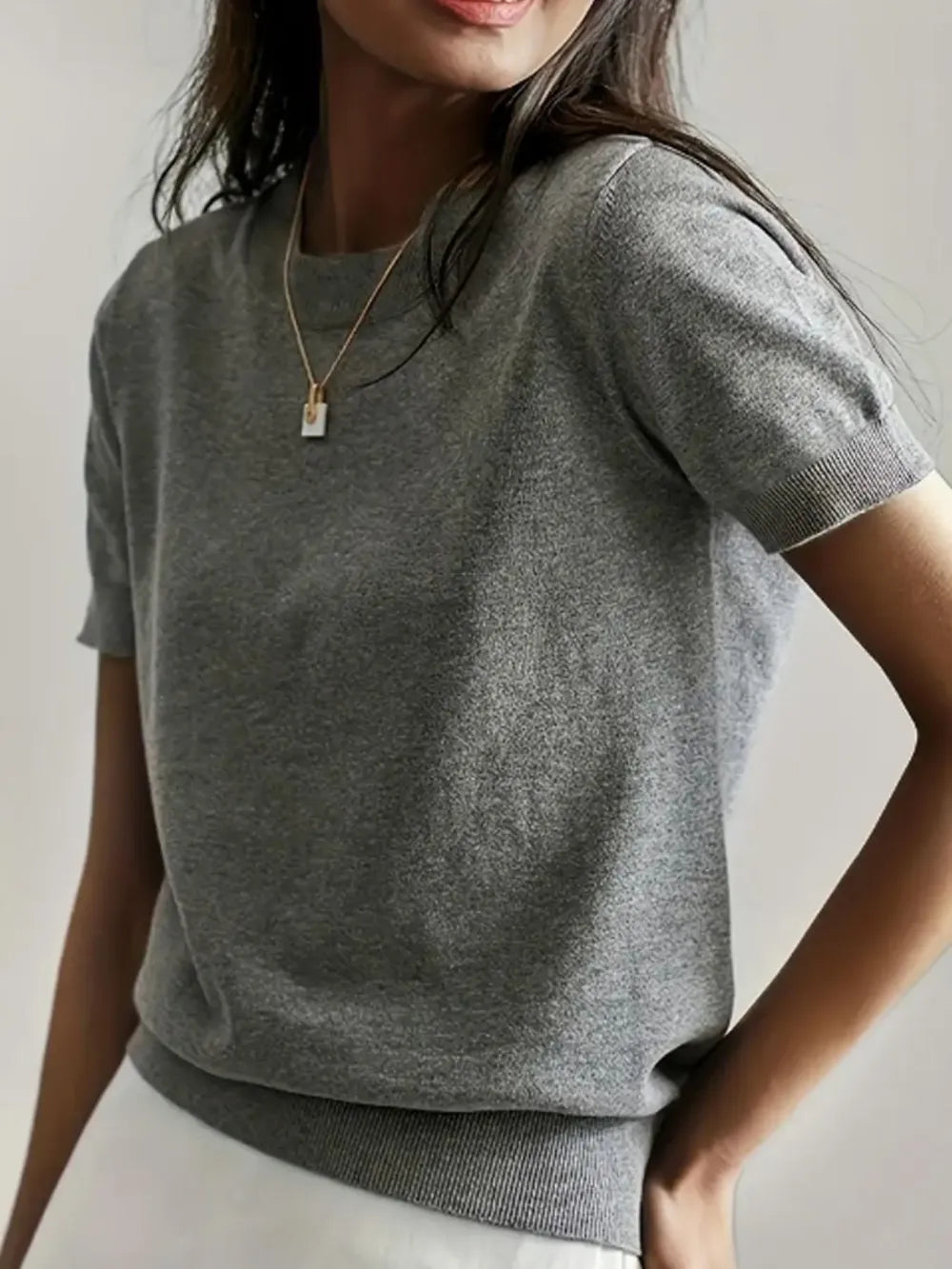 Women's Solid Color Crew Neck Short Sleeve Lightweight Loose Sweater
