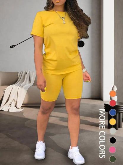 Two-piece Set Women's Fitted Plain Round Neck Tee & Skinny Shorts Set