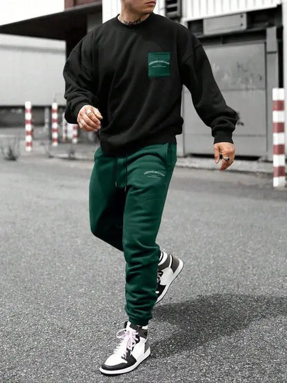 Two-Piece Set Men's Patchwork Drop Shoulder Pocket Sweatshirt & Letter Print Drawstring Sweatpants