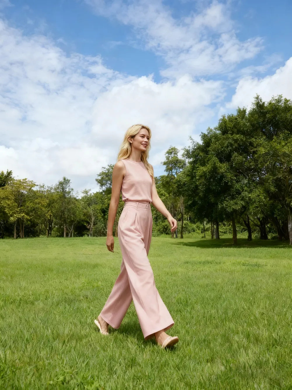 Women's Solid Color Plicated Pocket Wide Leg Pants